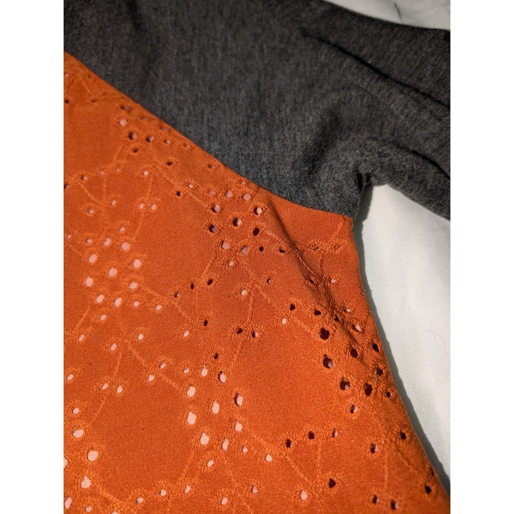 Betsys Boutique Women's Small Orange Floral‎ Long Sleeve Shirt - Picture 2 of 4